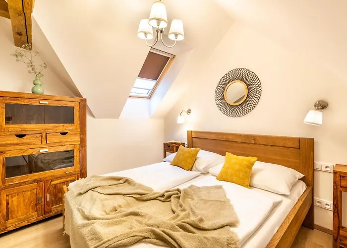 Masna 20 - Old Town 4*