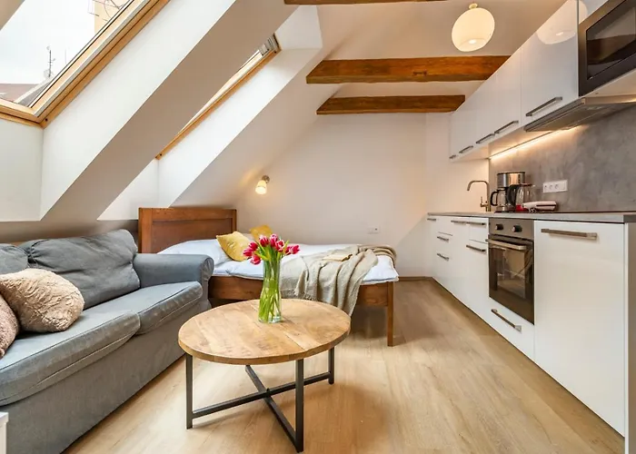 Aparthotel Masna 20 - Old Town 4*