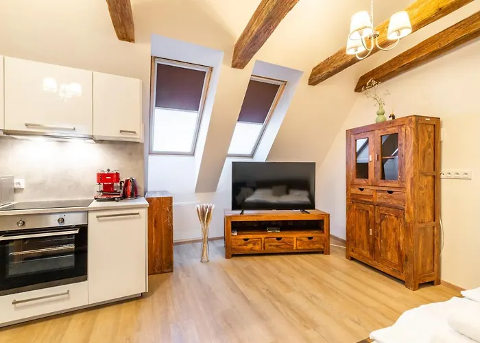 Masna 20 - Old Town 4*